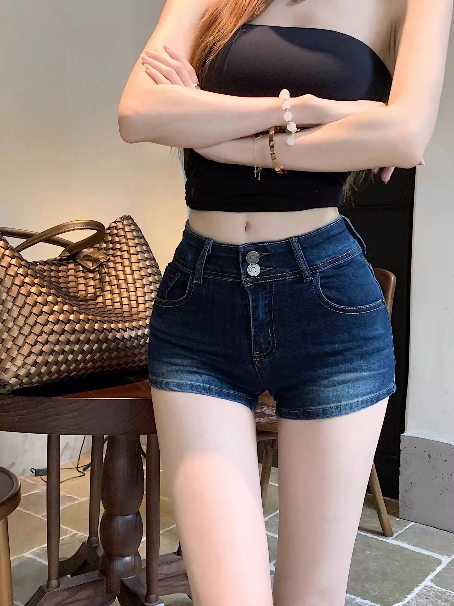 American Retro Deep Blue Low Waist Denim Shorts Women Summer 2026 New Style Slimming Hot Pants Tight Butt Short Skirt