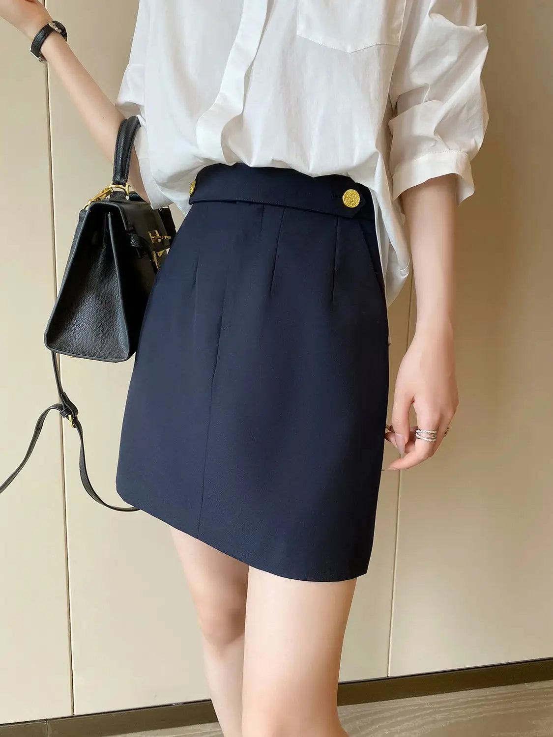 High end early autumn new fashionable small A-line skirt with buttocks wrapped, high-end gray half skirt  skirts