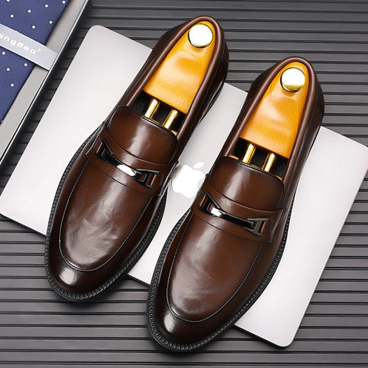 Men's Casual Leather Shoes 2026 New Spring Season Loafers for Men with Slip-On Flats British Style Men Walking Shoes Moccasins