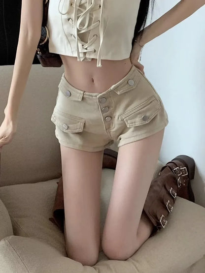 Korean Style Women's Khaki Denim Shorts 2026 New Triple Buttons High Waist Slim Fit Casual Commuter Streetwear Jean Shorts