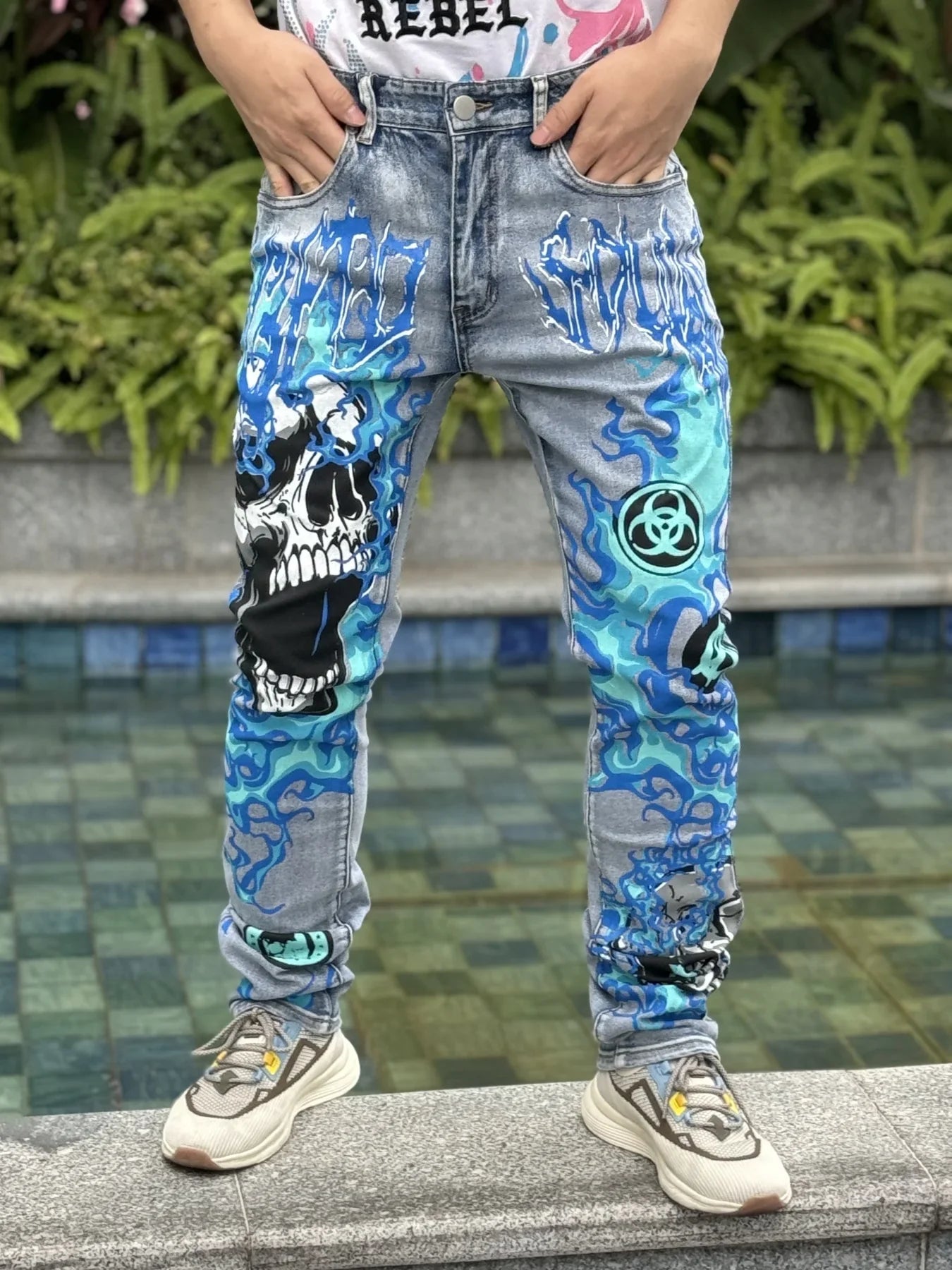 New arrivals in summer of 2025  Breathable and comfortable fabric  Trendy men's casual jeans  Free shipping on promotion
