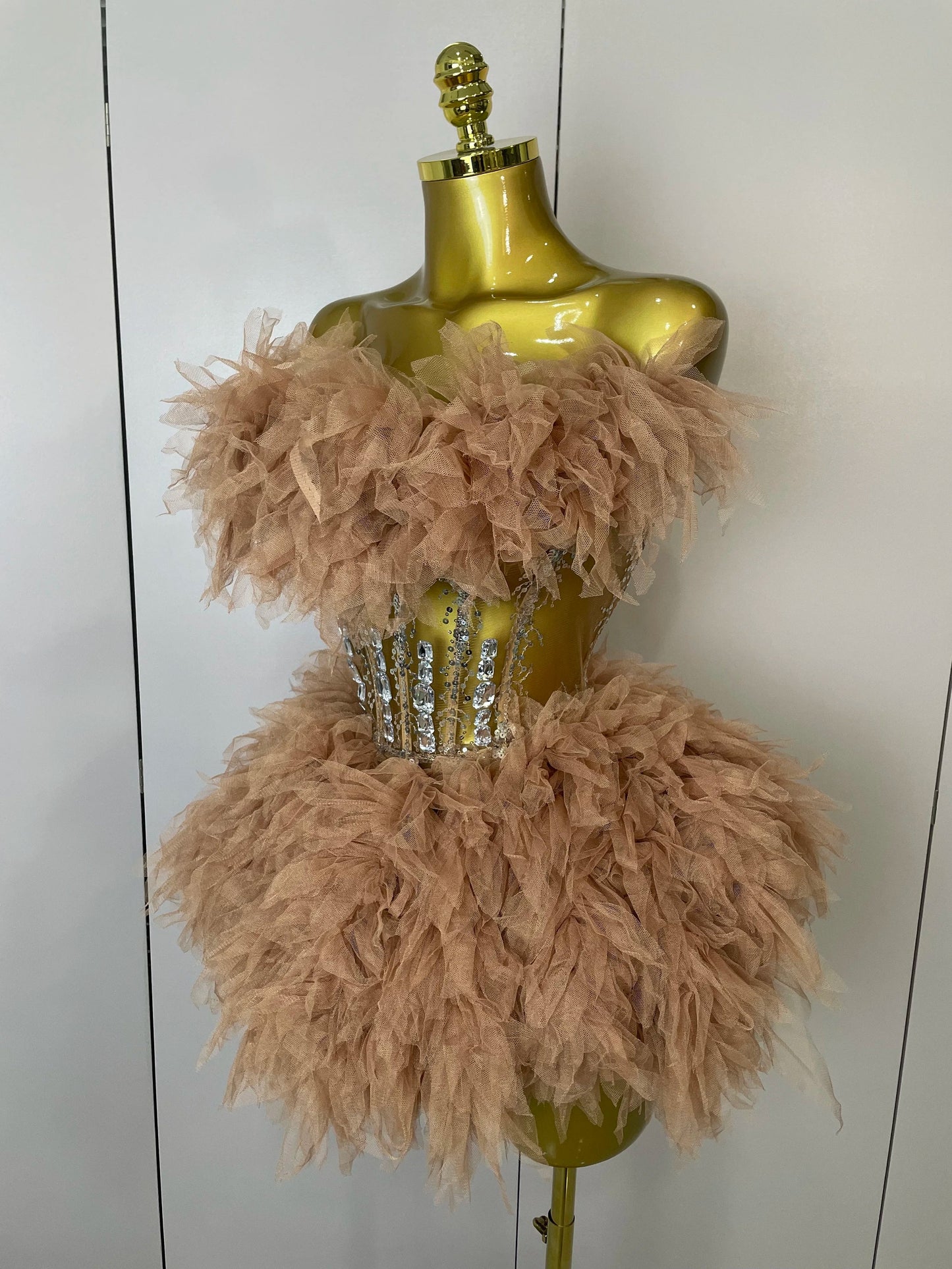 2025Women Sexy Backless Strap Mesh Fluffy Skirt 2 Pieces Diamond Sequins Stage Performance Costume Birthday Party Shooting Dress