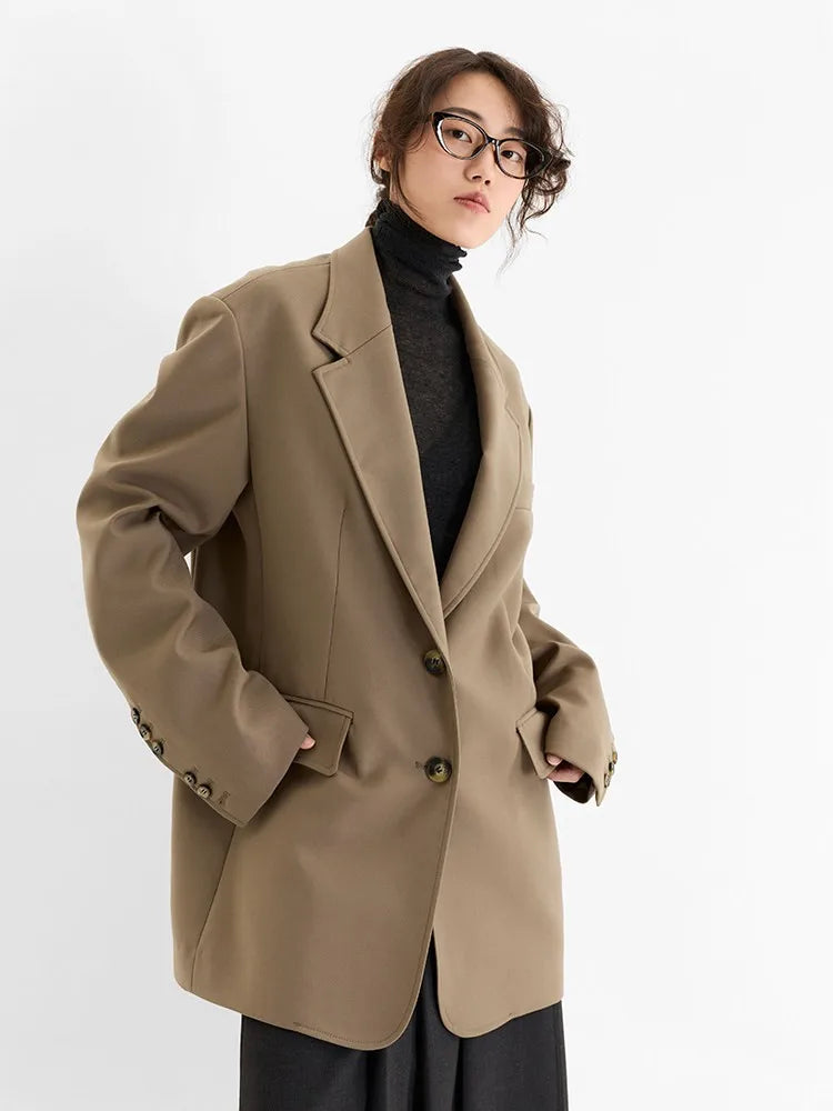 A Must-Have for Commuting~ 2026 Spring Women's Plus-Size Casual Blazer with Shoulder Pads, Oversized Loose Fit with a High-End Feel