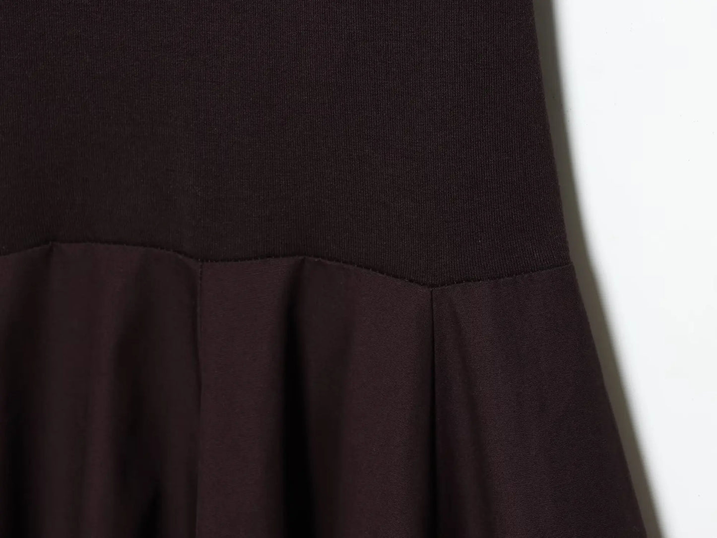 2026 Women Summer Fashion Solid Midi Dress Side Zipper Pleated Woman Ship-type Short Sleeved Stitching Holiday Party Dress
