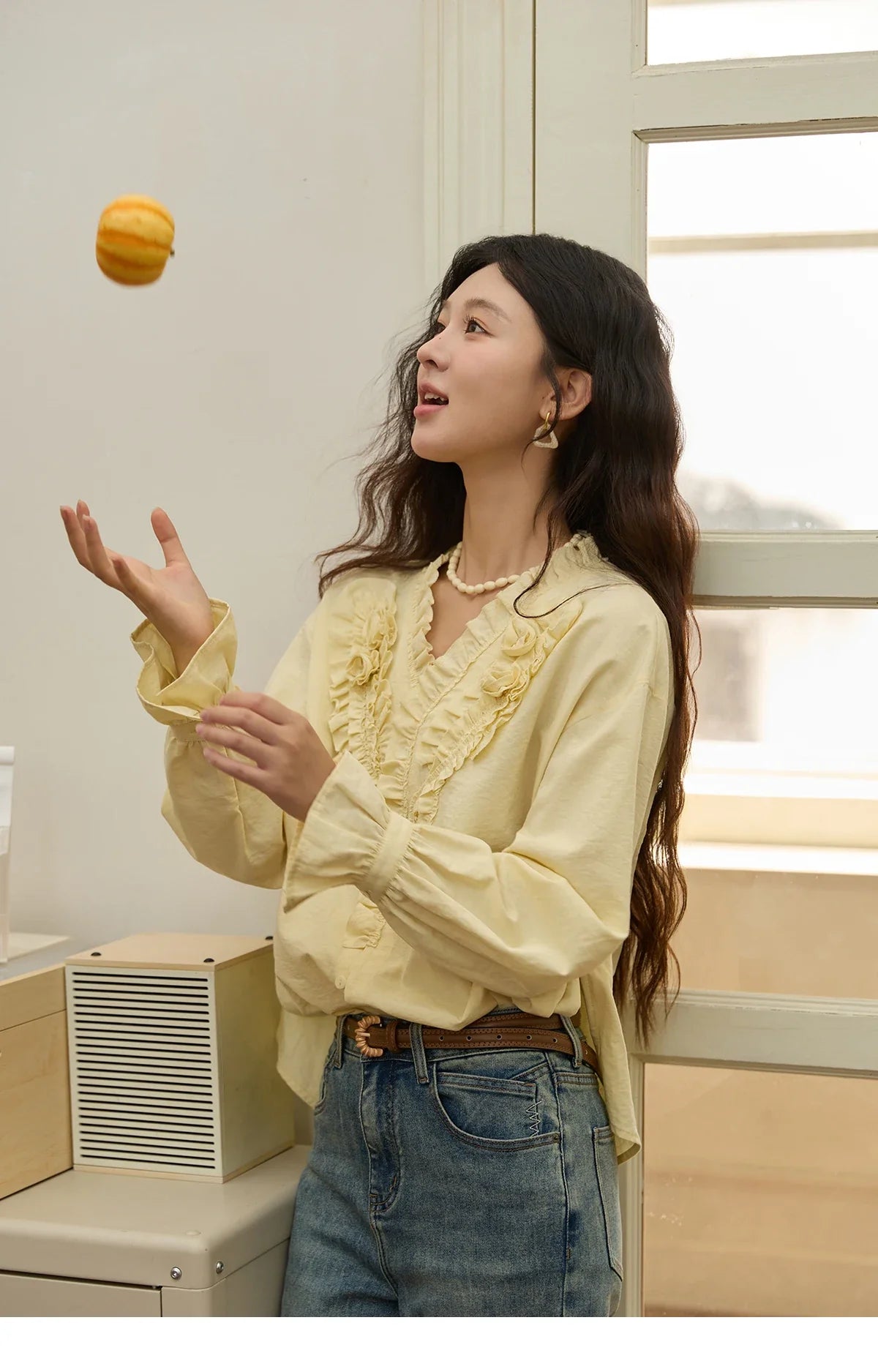 Hand Sewn Rose Blouse for Women Autumn 2025 V-neck  Edible Tree Fungus Edge Tops Sweet Lantern Sleeves Blouses MXE44X2470