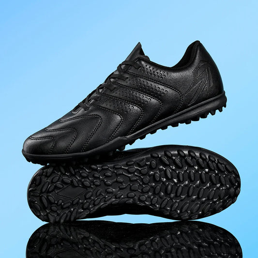 High quality low cut TF sports football shoes, comfortable, breathable, and non slip, effectively protecting the ankle