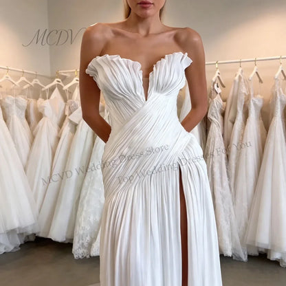 Pleated White Wedding Dress 2026 Strapless A Line Slit Shiny Bridal Gown With Train vestido de noivas para casamento Customized