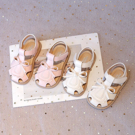 Girls Summer Sandals Toe-covered Anti-kick 2025 Brand New Children Flat Sandals Princess INS Hot Trend Toddler Clog Shoes I03055