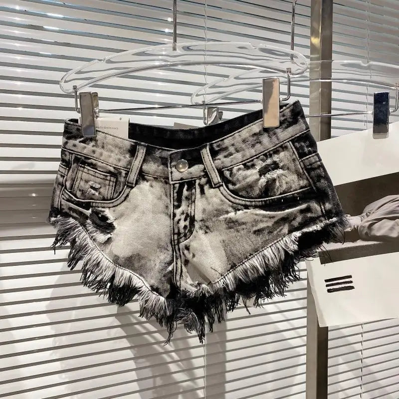 Denim Shorts Women High Street Hotsweet Casual Low Waist Raw Edges Holes A-line Korean Style Y2k Spicy Girls Summer Shorts