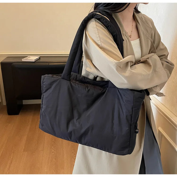 Fashion Winter Women Shoulder Bag Large Simple Shopping Commuting Bag Simple and Practical Textured Casual Versatile Tote Bag