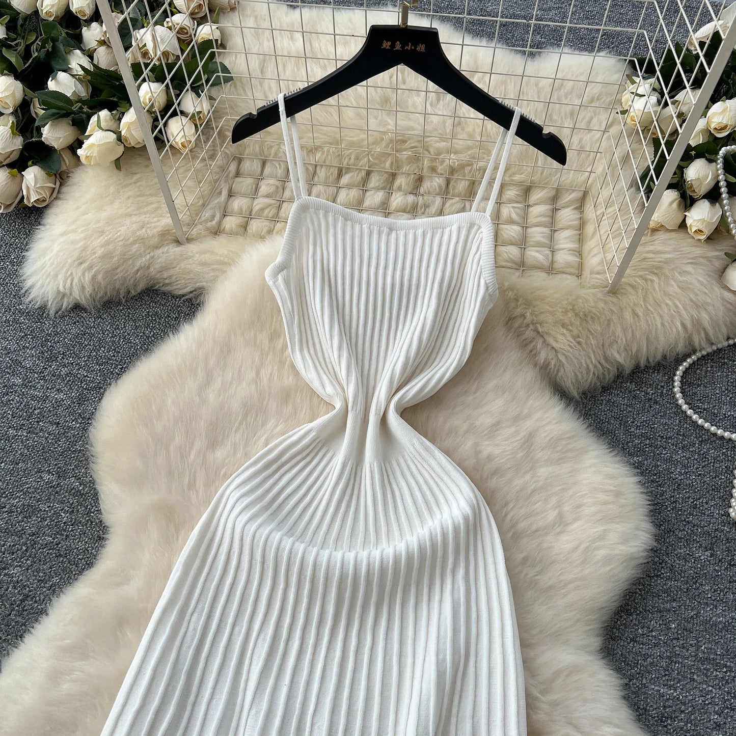 Knitted Pleated Long Dress High Waist Midi Sling Dress Elegant Sleeveless Yellow Dress Women Streetwear Black Bodycon Dress