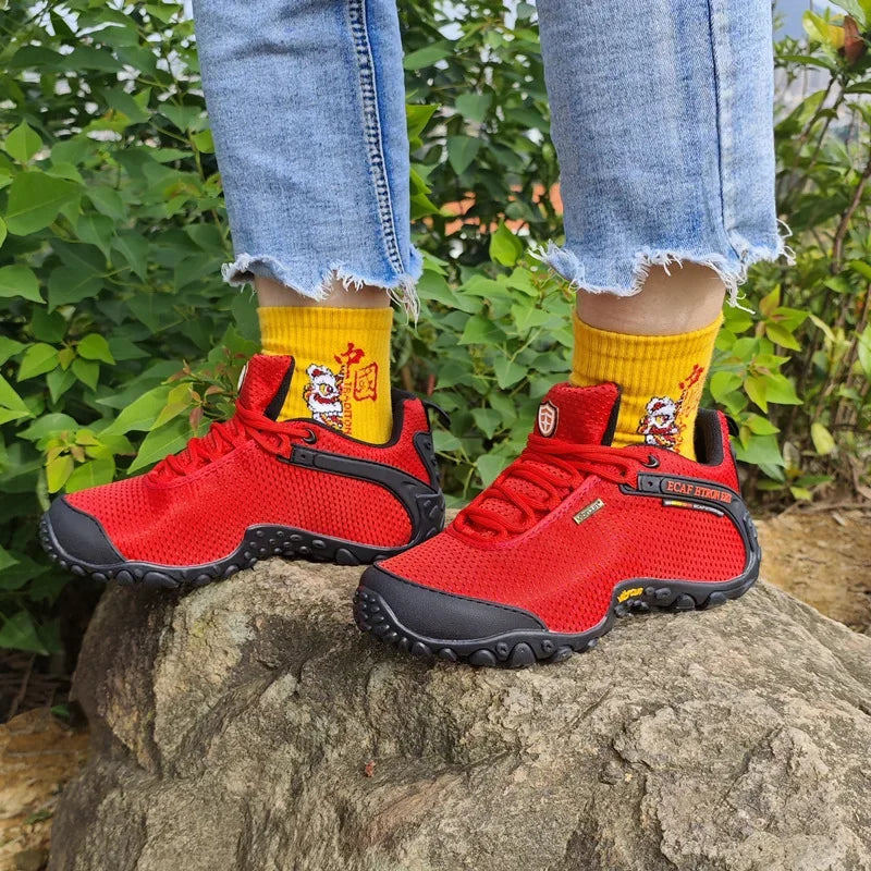 Mens Outdoor Mountain Climbing Shoes Mesh Non-Slip Breathable Trekking Hiking Shoes Waterproof Camping Soft Sneakers 39-46