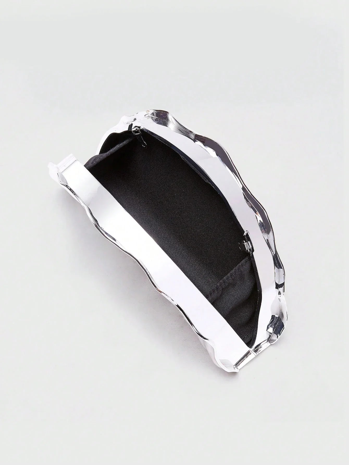Stylish and sparkly womens evening bag acrylic scallop-shaped clutch wedding party designer chain shoulder bag/crossbody bag