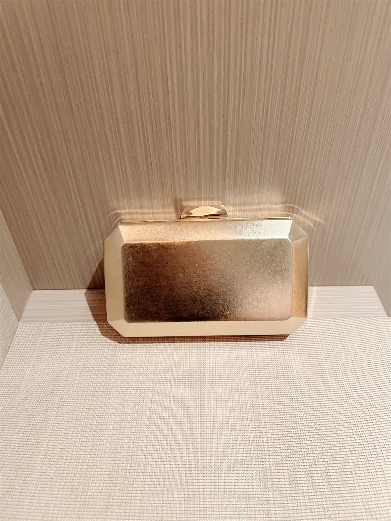 European and American Fashionable Dinner Bag Metal Buckle Clutch Bag Square Box Bag Crossbody Chain Bag Evening Bag Dress Bag