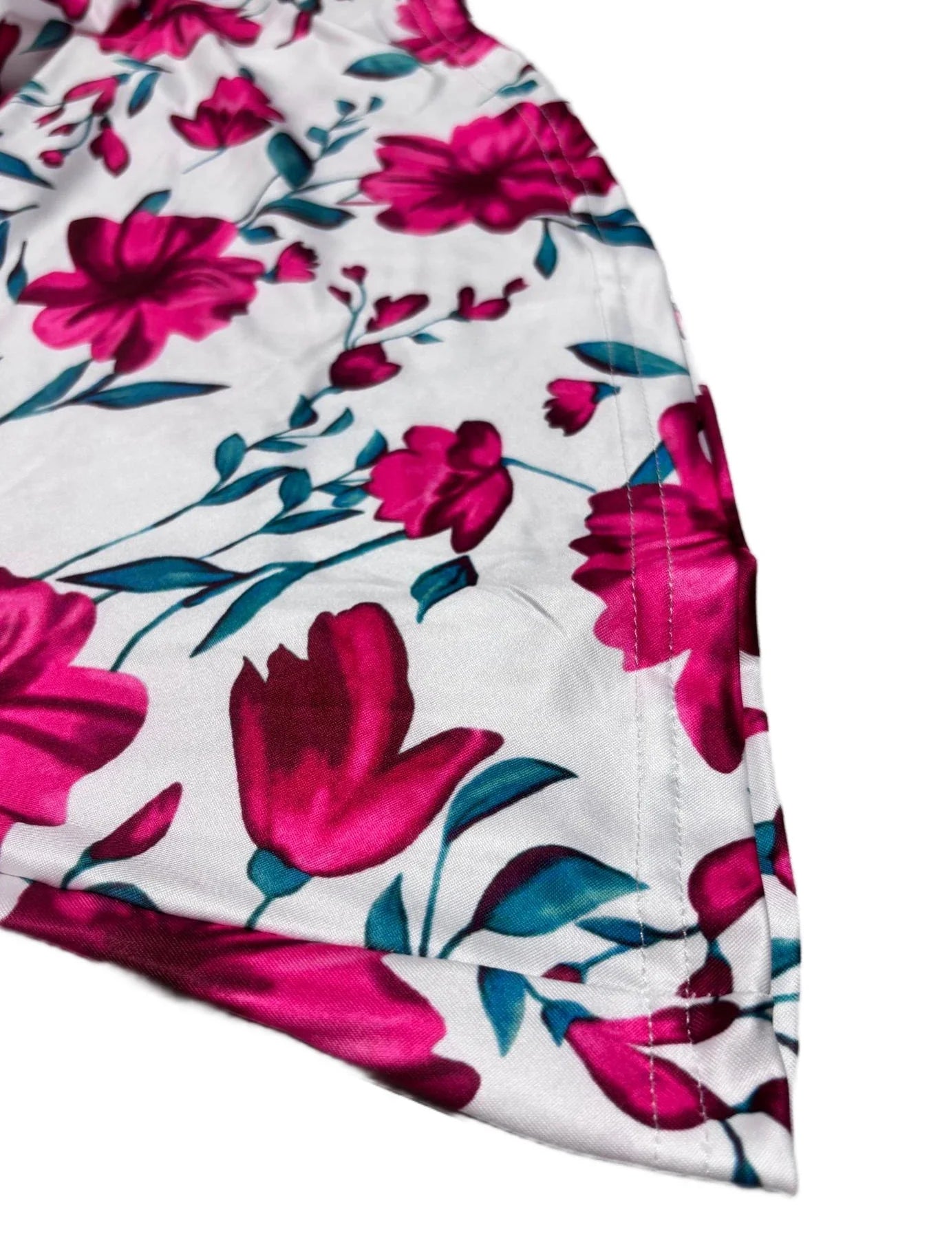 Summer new V-neck slim fit elastic waist women's dress with floral patchwork design, suitable for beach vacations