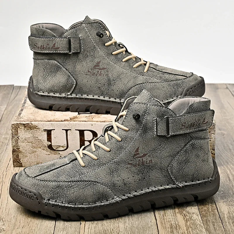 New 2024 Autumn Handmade Leather Men Boots Design Sneakers Man Breathable Casual Leather Shoes Men Ankle Boots Outdoor Boats