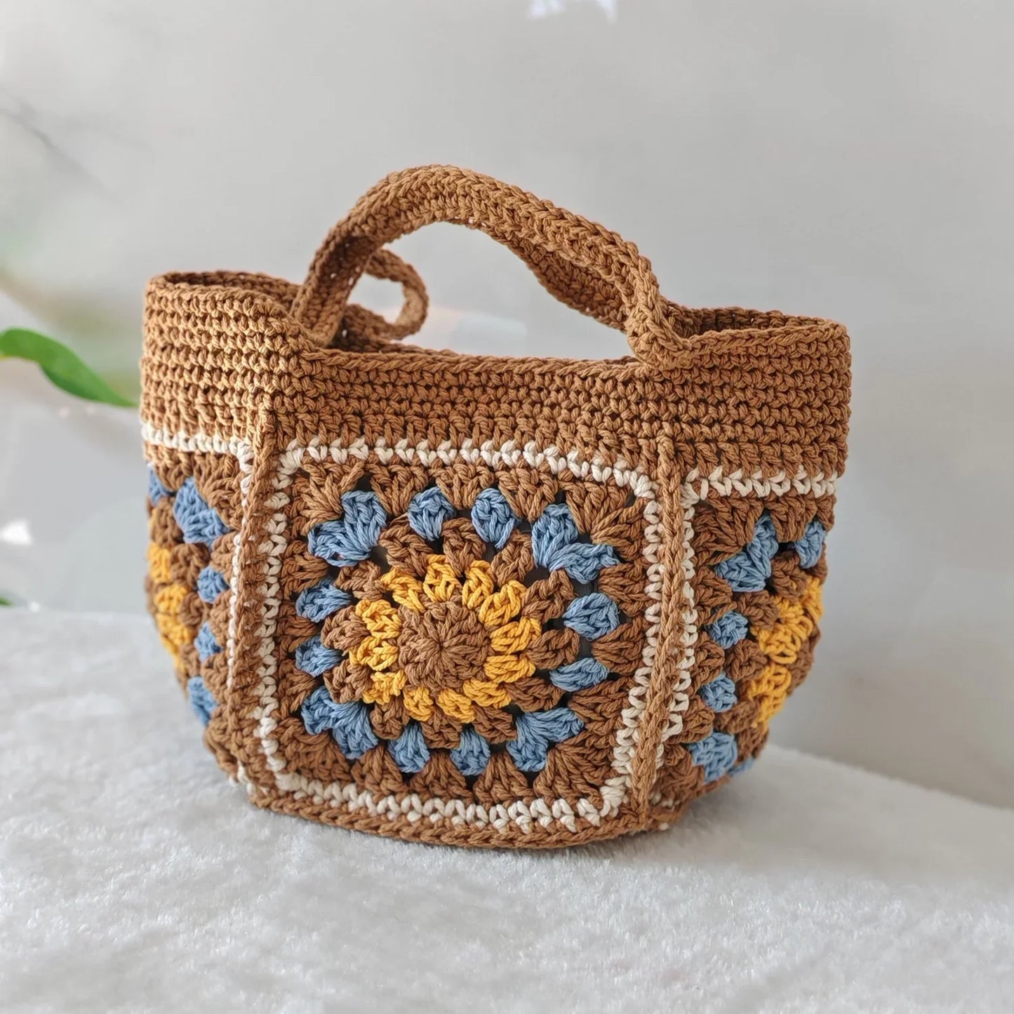 Boho Crochet Handbag for Women – Handmade Granny Square Tote Bag, Retro Knitted Shoulder Bag, Summer Casual Purse