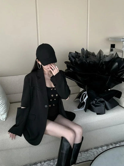 Premium Black Blazer for Women Spring Autumn New Arrival Sexy Backless Chain Accent Oversized Single Button Chic Feminine Design