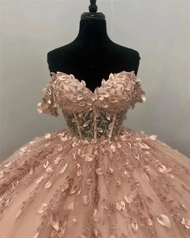15 Quinceanera Dresses Ball Gown Strapless Party Dresses Sweet Ball Gown Customized 15 Year Old Dress Plus Size