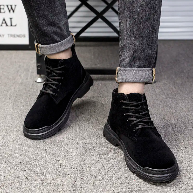New Casual Trendy 2025 Male Shoes Comfortable Designer Original Deals Low Price Non Slip Footwear Cheap Fashion Y2k Men's Boots