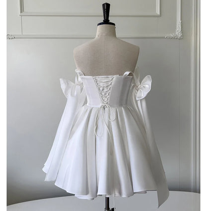 White Satin Bow Spaghetti Straps Cocktail Dresses A Line Knee Length Short Party Dresses Homecoming Dresses Formal Prom Gowns