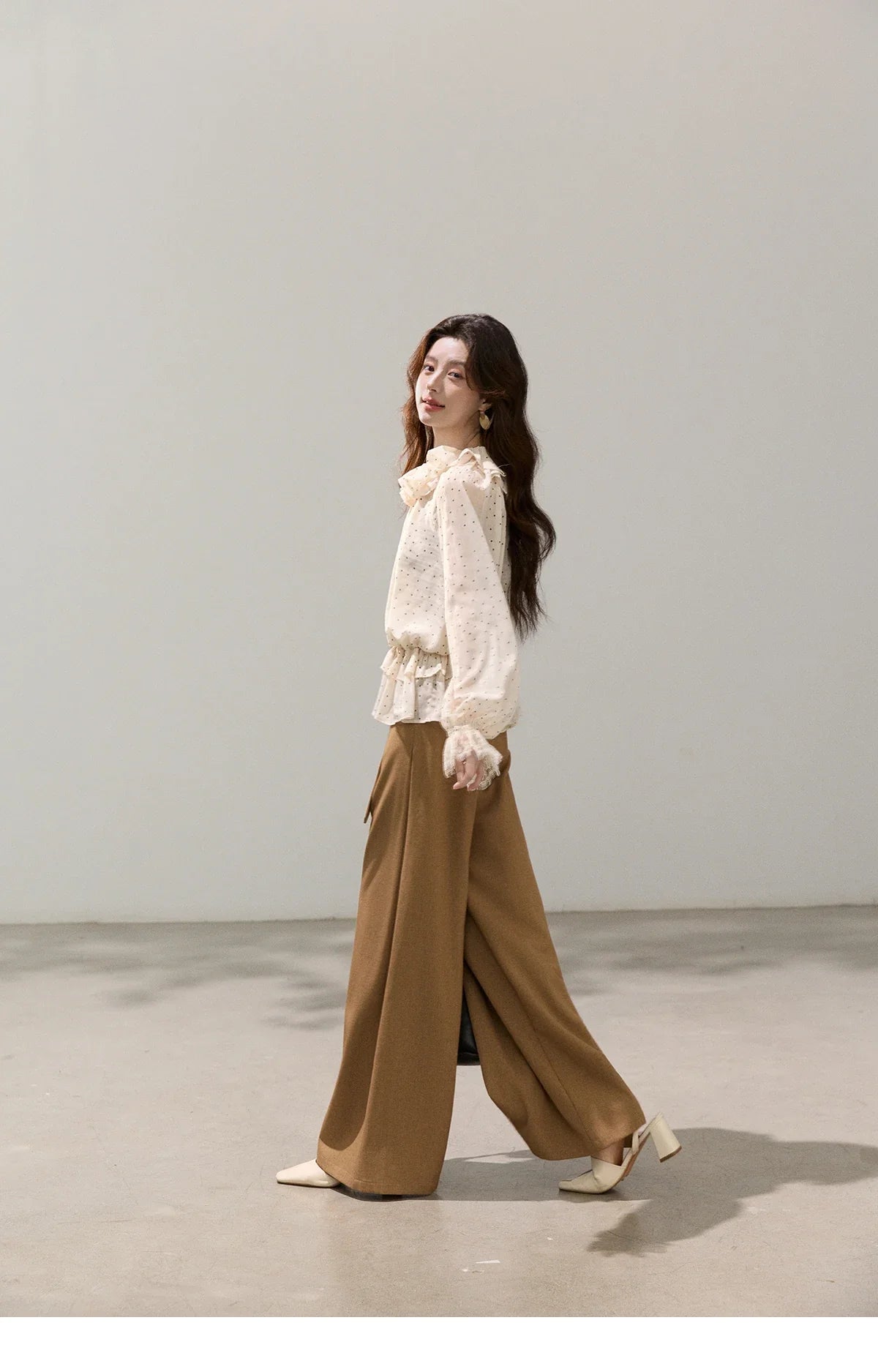 Retro Polka Dot Ruffle Chiffon Blouse 2026 Spring New Apricot Lace Cuffs Design Top Gentle Tie Shirt for Women MXF13X2530