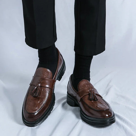 Men's Shoes Leather Men Fashion Spring Tassel Loafers Hot Sale Handmade Business Shoes Luxury Brand Lace-Up Men's Groom Footwear