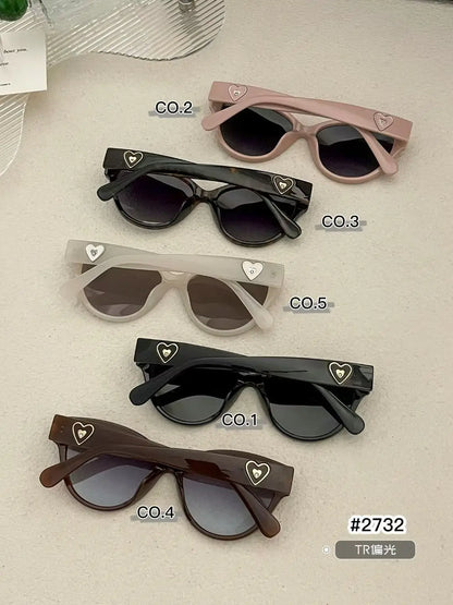 Retro TR Polarized Cat Eye Sunglasses for Women Heart Shape Metal Hinge Decoration Shades UV400 Protective Fashion Sun Glasses