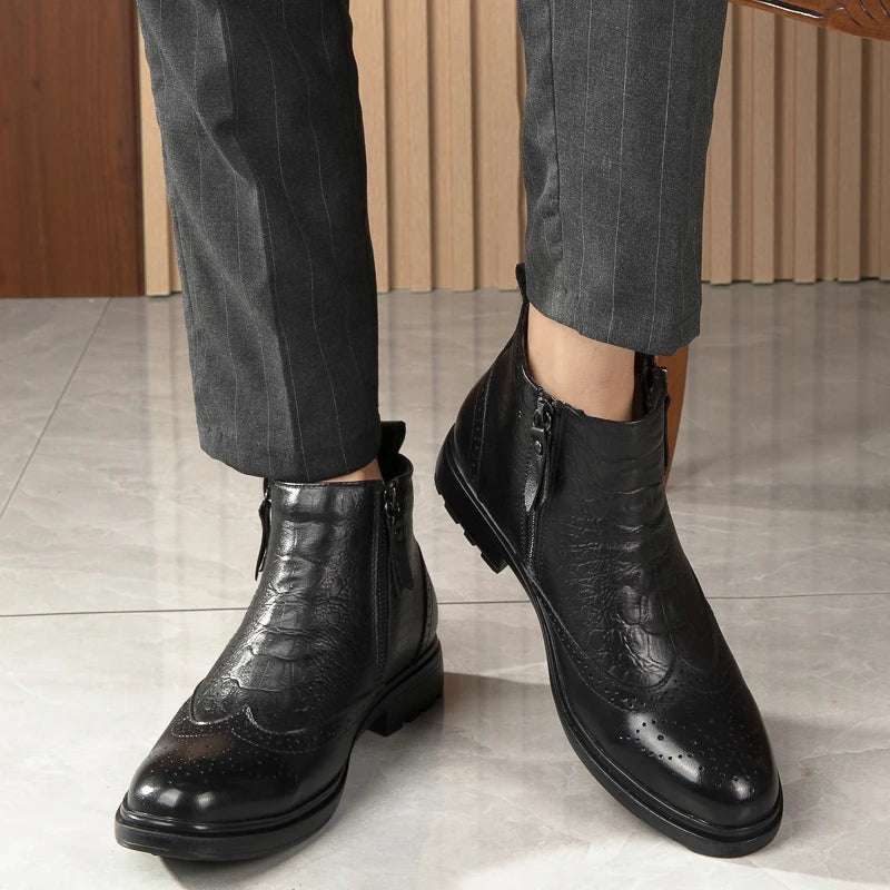 2025 Men Winter Plush Snow Boots Genuine Leather Men Side Zipper Ankle Boots Fashion Men Casual Low Top Shoes All-match Men Shoe