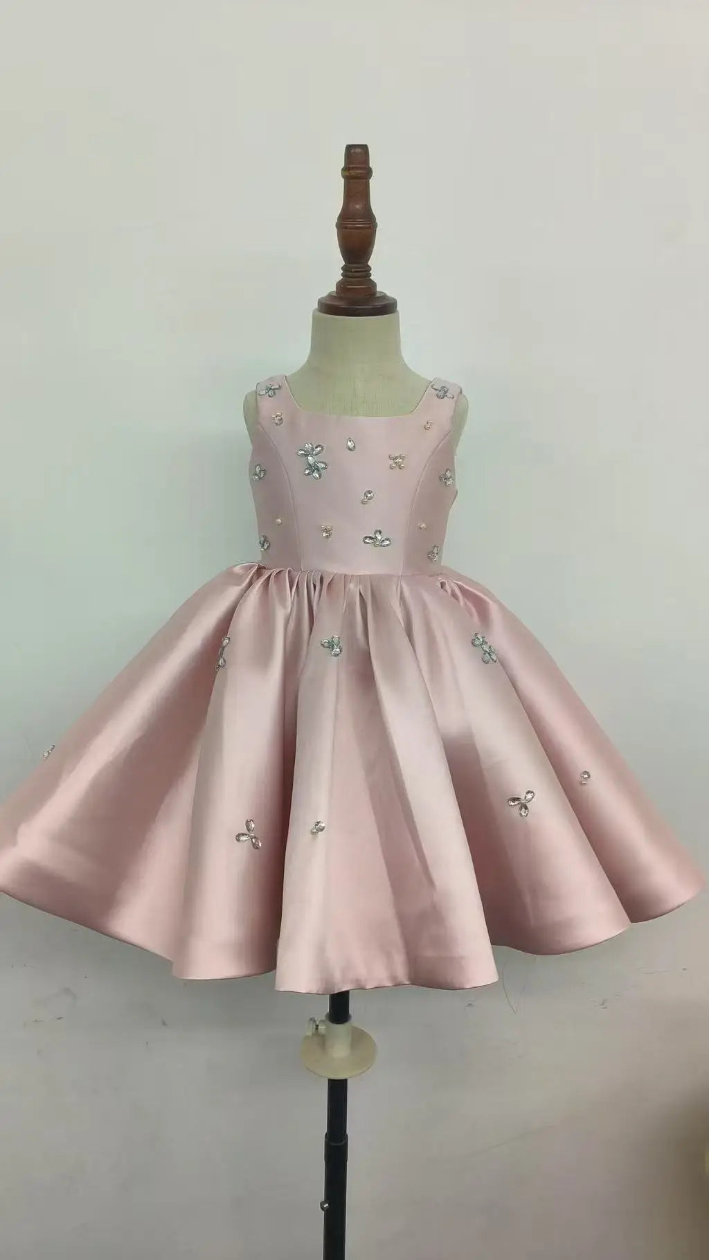 Kids Princess Satin Crystals Pearls Flower Girl Dress Children First Communion Dress Ball Gown Wedding Party Dress Birthday Show