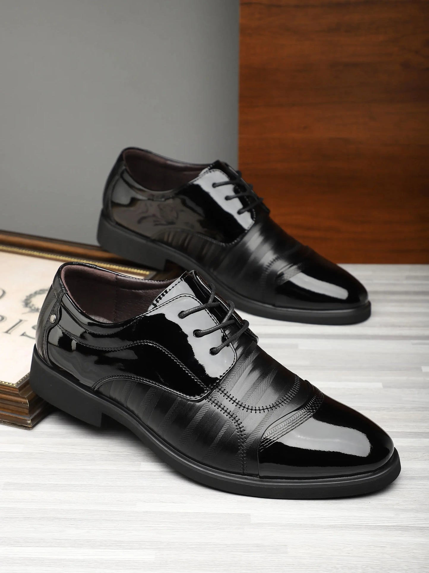 Fashionable Men's Daily Comfortable Business Office Formal Shoes Low Cut Round Toe Multifunctional Men's Wedding Shoe