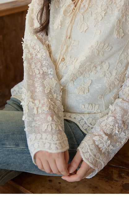 Apricot Lace Jacquard Embroidered Shirt 2025 Autumn Black Fungus Edge Lace-up Vintage Commuter Top Office Lady MXE41X1927