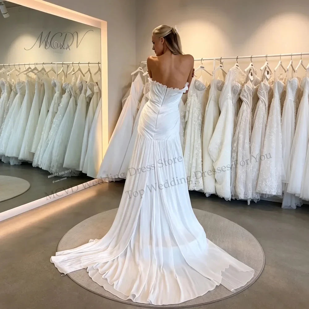 Pleated White Wedding Dress 2026 Strapless A Line Slit Shiny Bridal Gown With Train vestido de noivas para casamento Customized