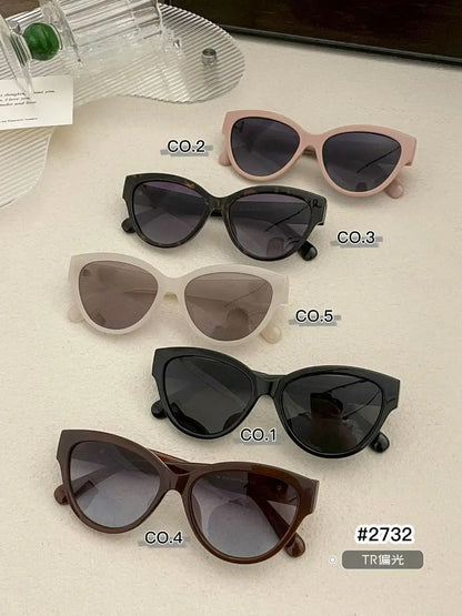 Retro TR Polarized Cat Eye Sunglasses for Women Heart Shape Metal Hinge Decoration Shades UV400 Protective Fashion Sun Glasses