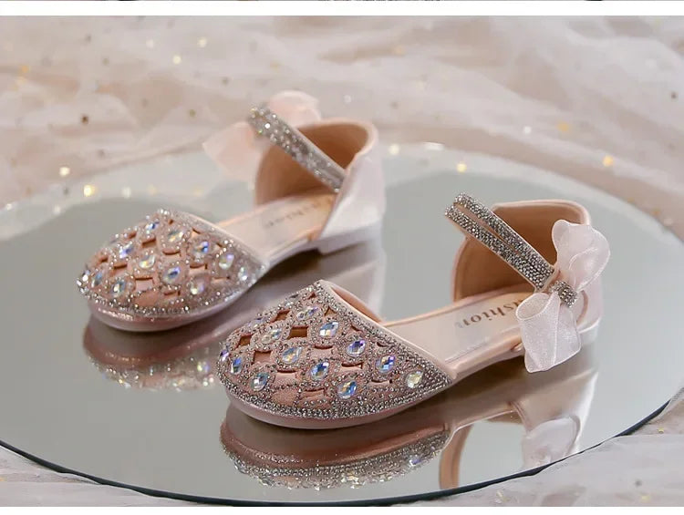 Girls Sandals Shiny Crystal Ins Trendy 2026 Summer New Kids Princess Shoes Mesh Lace Bows Girls Dance Shoes Elegant Hollowed-out