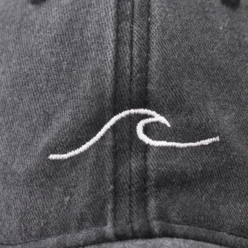 Washed Cotton Wave Embroidered Baseball Cap Unisex Adjustable Dad Hat Casual Retro Style Cap for Men Women Daily Street Wear