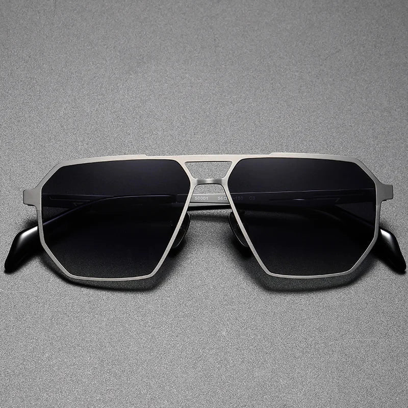 2026 New Fashion Pure Titanium Frame Polarized Sunglasses Men Luxury Glasse Frame  Retro Square