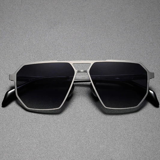 2026 New Fashion Pure Titanium Frame Polarized Sunglasses Men Luxury Glasse Frame  Retro Square