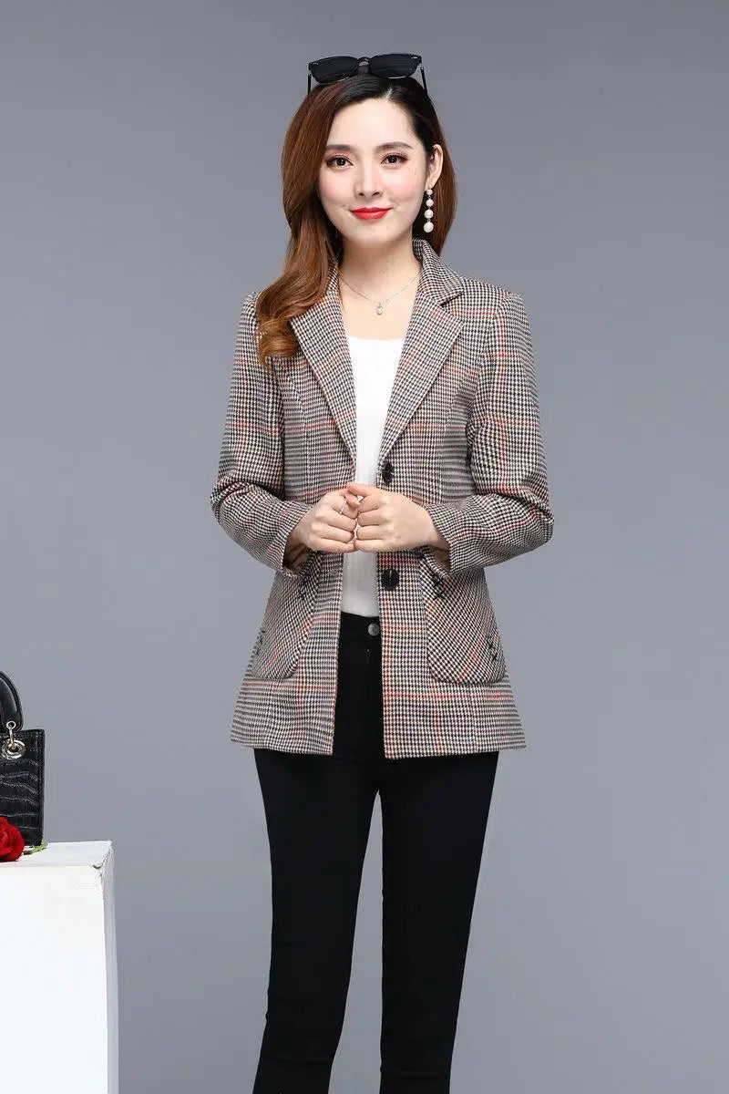 Ladies Casual Short Plaid Blazer
