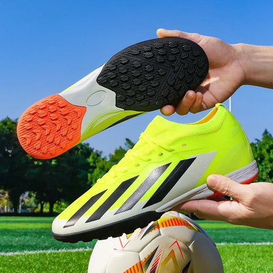 New Football Field Boots Ultralight Men Soccer Shoes Society Comfortable FG Boy Studded Sneaker Original Football Boots Sports