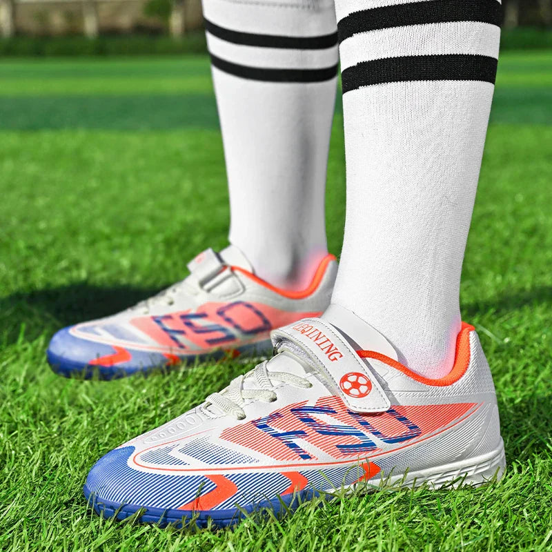 New Kid Match Boys Football Boots Sneakers Professional Non-Slip Sports Shoes Match Soccer Shoes Outdoor Comfortable Unisex