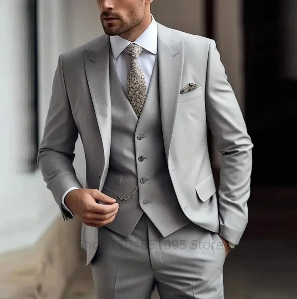 Green Mens Suits Casual 3 Pieces Slim Fit Notch/Peak Lapel Formal Wedding Groom Wear Blazer Tuxedos for Party(Blazer+Pants+Vest)
